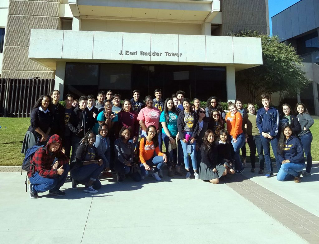 Group Picture in front of Rudder Tower